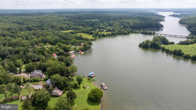 5727 PRIVATE RD, Mineral, VA 23117