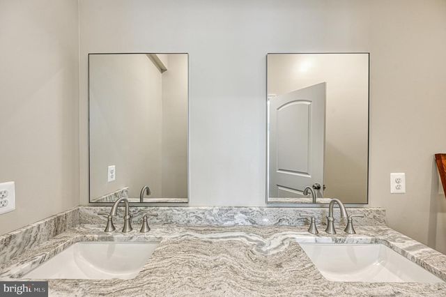 5727 PRIVATE RD, Mineral, VA 23117