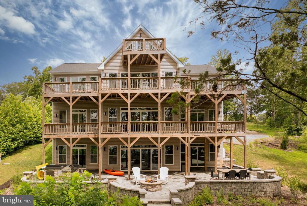 5727 PRIVATE RD, Mineral, VA 23117