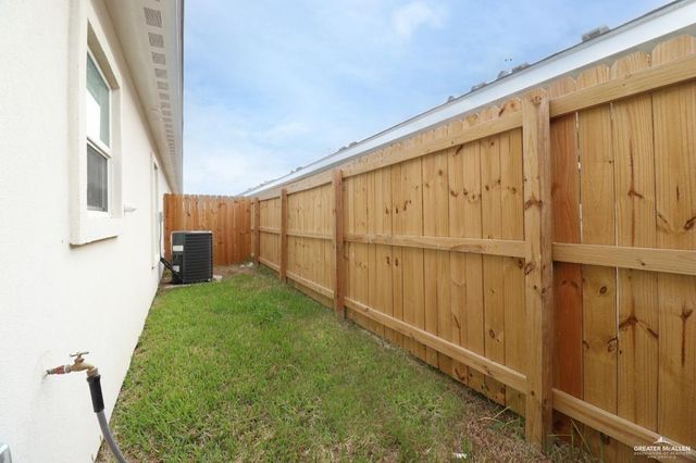 1312 S Xanthia Street 4, Alton, TX 78572