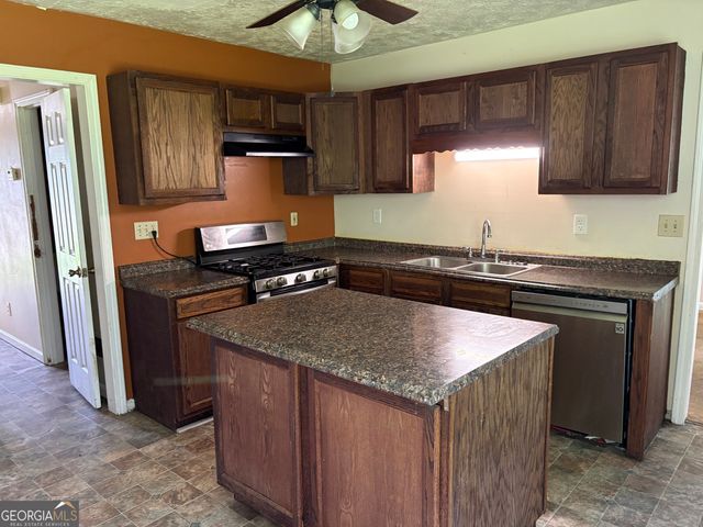 3570 Keels, Atlanta, GA 30349