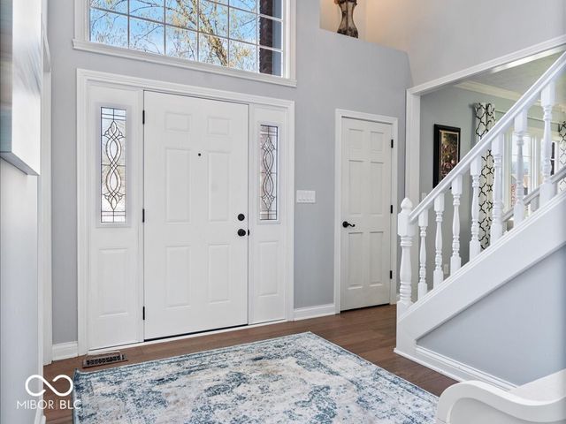 9011 Anchor Bay Drive, Indianapolis, IN 46236