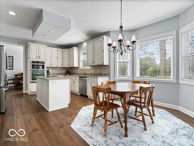 9011 Anchor Bay Drive, Indianapolis, IN 46236