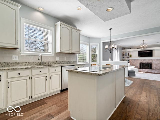 9011 Anchor Bay Drive, Indianapolis, IN 46236