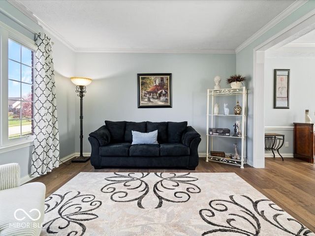 9011 Anchor Bay Drive, Indianapolis, IN 46236