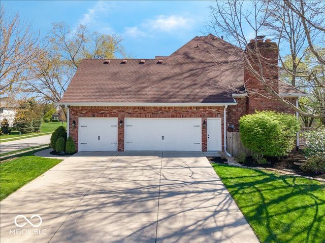 9011 Anchor Bay Drive, Indianapolis, IN 46236