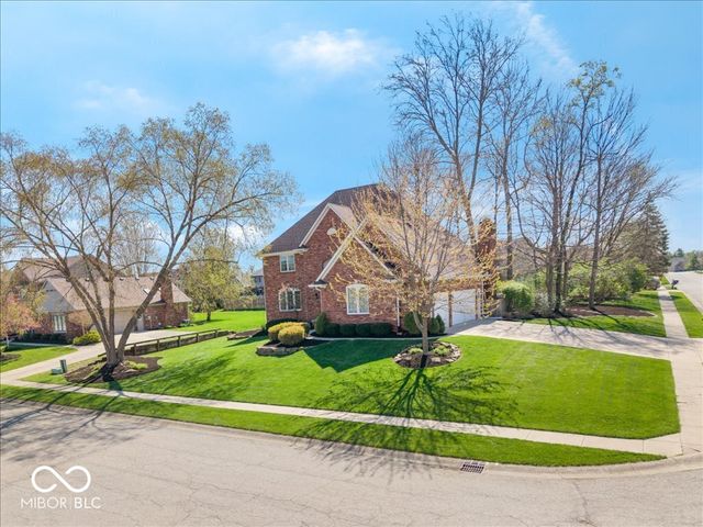 9011 Anchor Bay Drive, Indianapolis, IN 46236