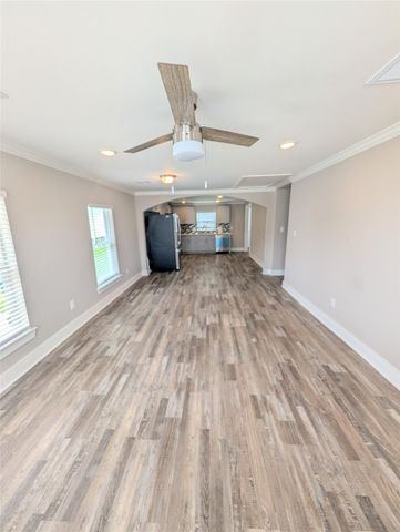 5110 Parker Rd Road, Houston, TX 77016