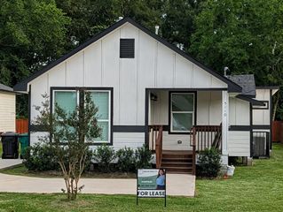 5110 Parker Rd Road, Houston, TX 77016