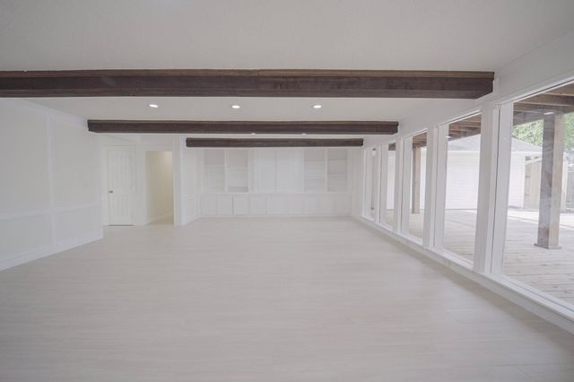 1419 Chestnut Ridge Road, Kingwood, TX 77339