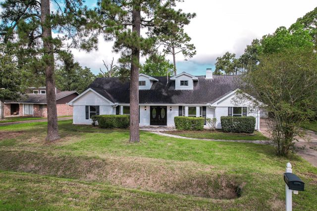 1419 Chestnut Ridge Road, Kingwood, TX 77339