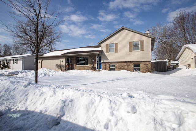 39 WELCOME CIRCLE, Appleton, WI 54915