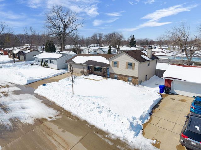 39 WELCOME CIRCLE, Appleton, WI 54915