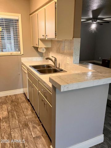10807 W Northern Avenue Unit 112, Glendale, AZ 85307