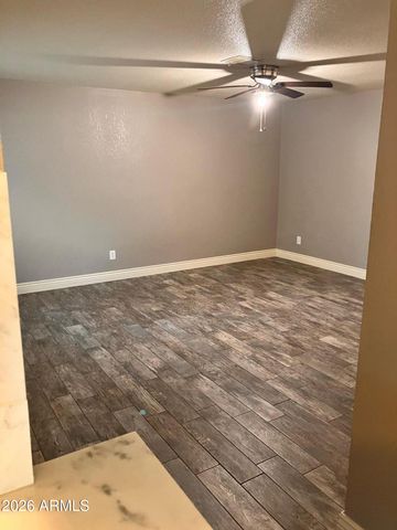 10807 W Northern Avenue Unit 112, Glendale, AZ 85307