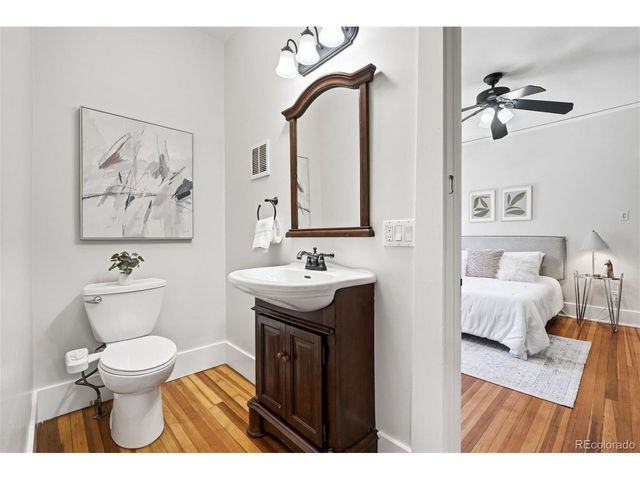 2326 Clermont St, Denver, CO 80207