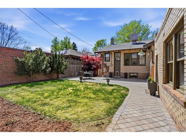 2326 Clermont St, Denver, CO 80207