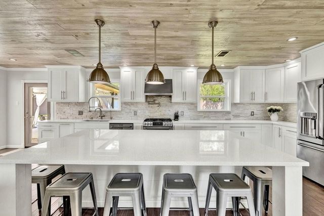 505 Heyser Drive, Dallas, TX 75224