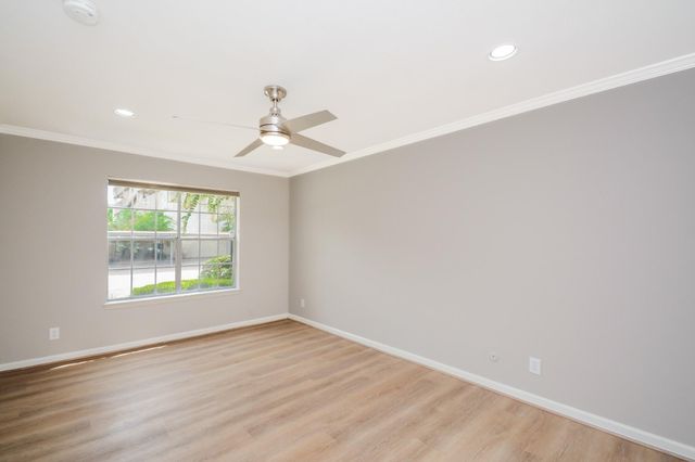 845 Augusta Drive 67, Houston, TX 77057