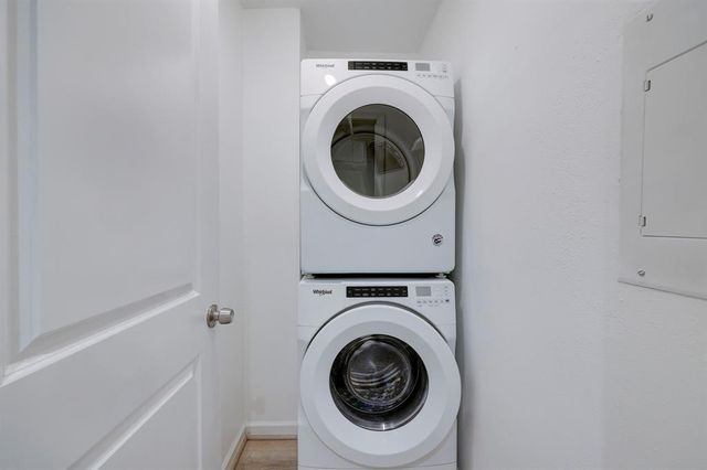 845 Augusta Drive 67, Houston, TX 77057