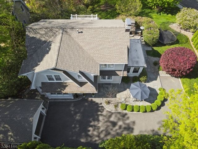 15 Hawthorne Pl, Summit City, NJ 07901