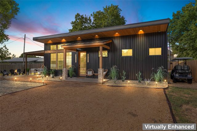 118 Bayside Circle, Gainesville, TX 76240