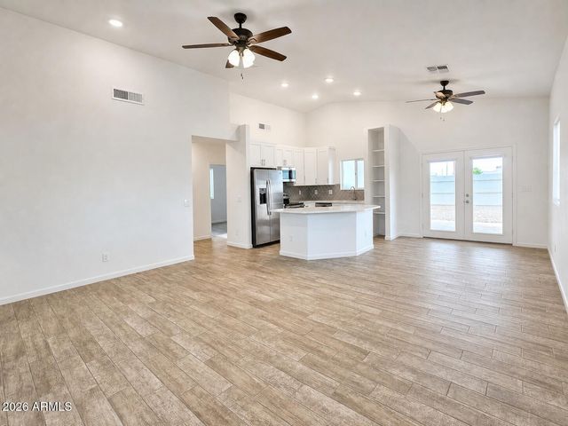 1112 E 4TH Street, Casa Grande, AZ 85122