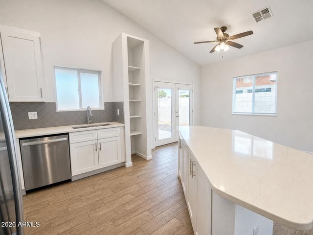 1112 E 4TH Street, Casa Grande, AZ 85122