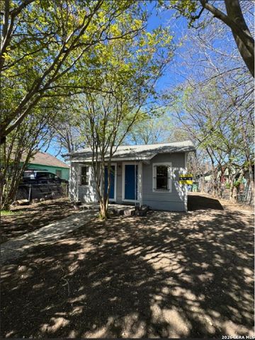 213 Huntington, San Antonio, TX 78207