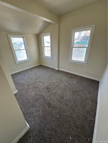 213 Huntington, San Antonio, TX 78207