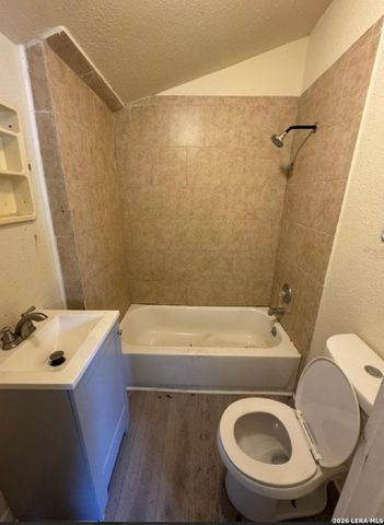 213 Huntington, San Antonio, TX 78207
