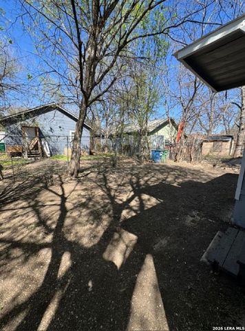 213 Huntington, San Antonio, TX 78207