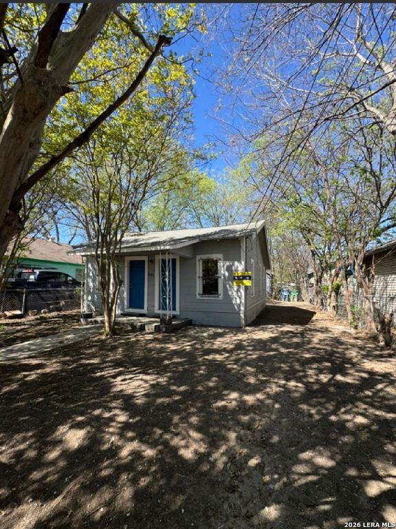 213 Huntington, San Antonio, TX 78207