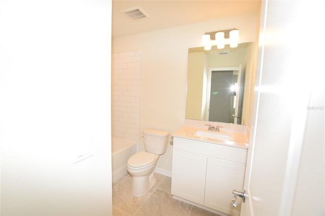 5048 HOLM OAK DRIVE, St Cloud, FL 34771