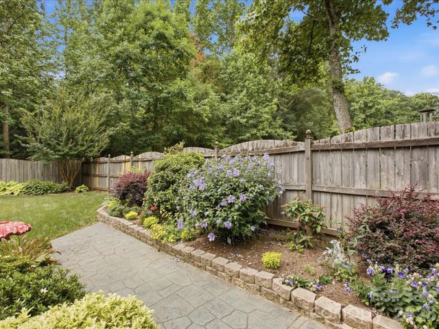 1102 Slate Ridge Road, Matthews, NC 28104