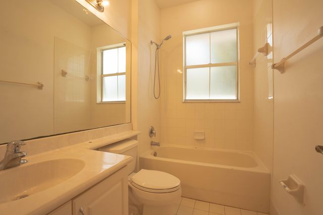 1356 Piazza Pitti, Boynton Beach, FL 33426