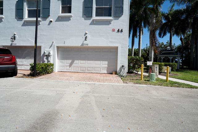 1356 Piazza Pitti, Boynton Beach, FL 33426