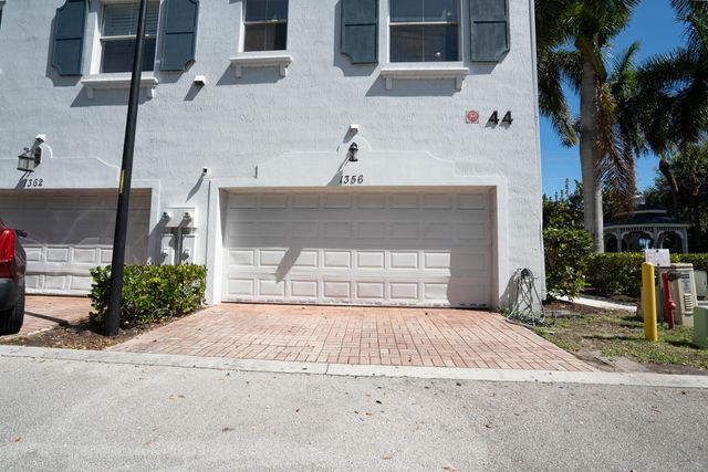 1356 Piazza Pitti, Boynton Beach, FL 33426