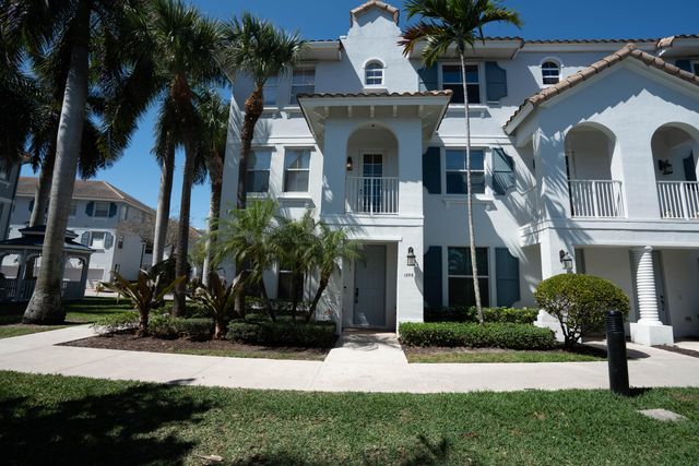 1356 Piazza Pitti, Boynton Beach, FL 33426
