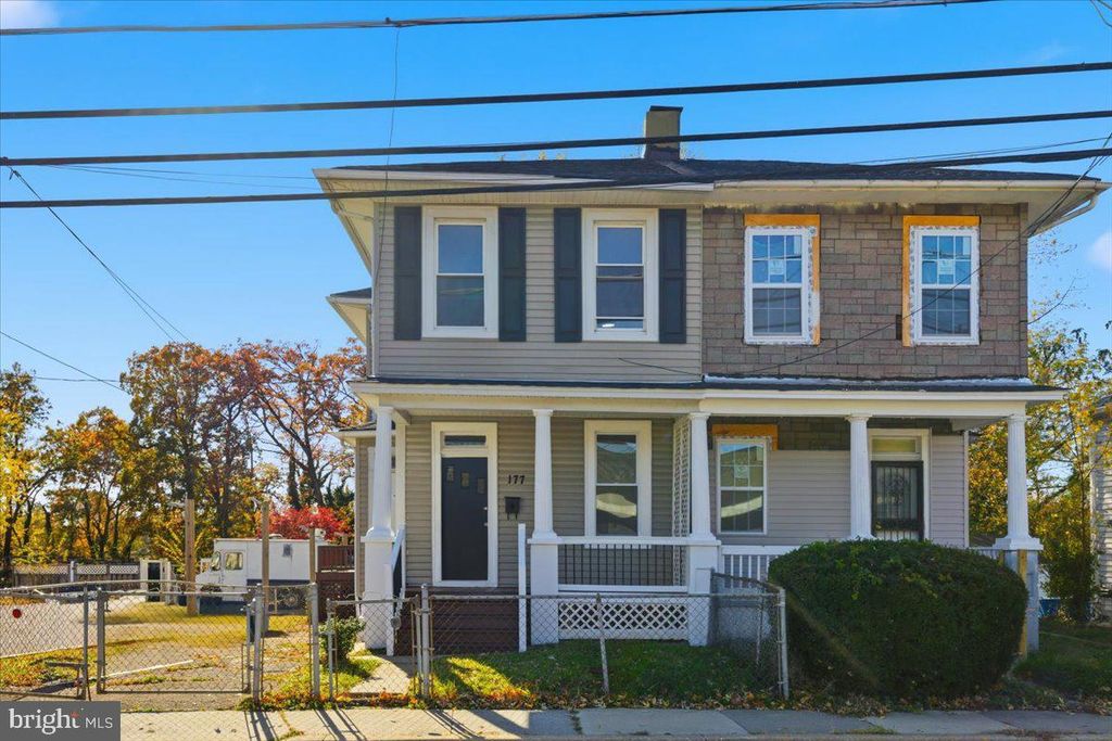 177 WINTERS LN, Catonsville, MD 21228