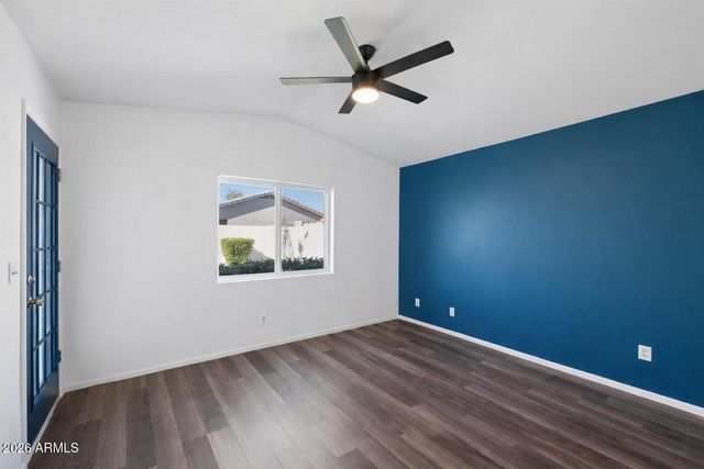 50 W IVYGLEN Street, Mesa, AZ 85201