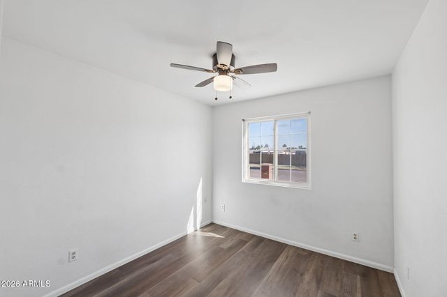 50 W IVYGLEN Street, Mesa, AZ 85201