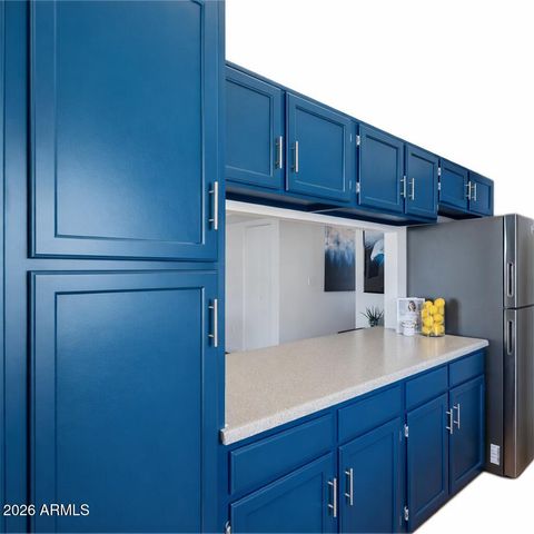 50 W IVYGLEN Street, Mesa, AZ 85201