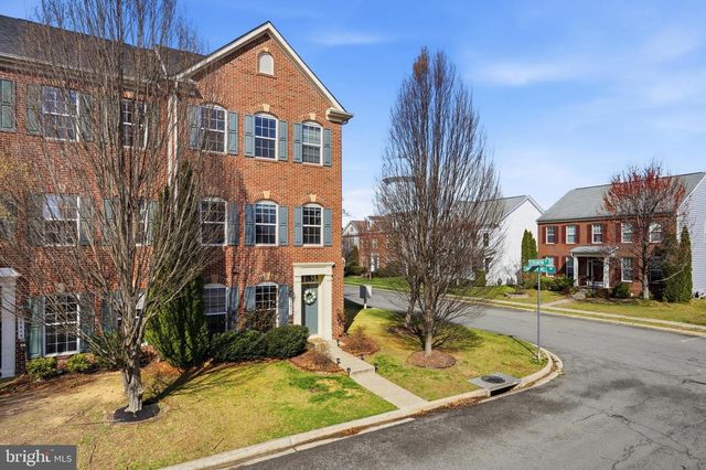 12651 TERRANOVA LN, Woodbridge, VA 22192