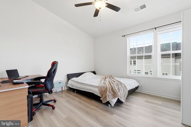 12651 TERRANOVA LN, Woodbridge, VA 22192