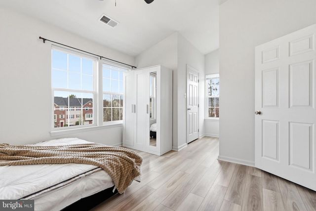 12651 TERRANOVA LN, Woodbridge, VA 22192