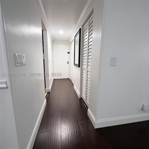 8411 Forest Hills Dr 208, Coral Springs, FL 33065