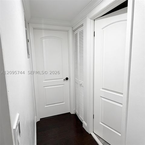 8411 Forest Hills Dr 208, Coral Springs, FL 33065