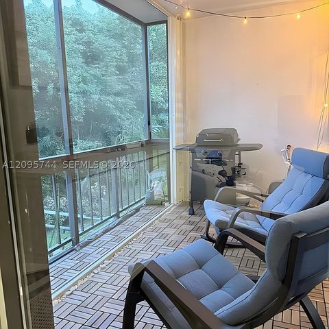 8411 Forest Hills Dr 208, Coral Springs, FL 33065
