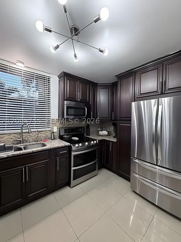 8411 Forest Hills Dr 208, Coral Springs, FL 33065